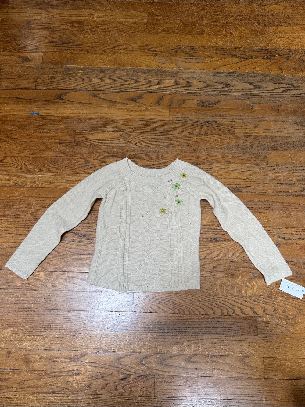 NWT Girls Hype Embellished Cream Crewneck Sweater. Size M